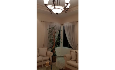 Se alquila lujosa y hermosa casa en Hato Pintado $4,500