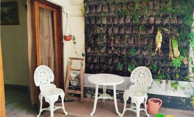 Chalet con excelente ubicación en Barrio Caisamar
