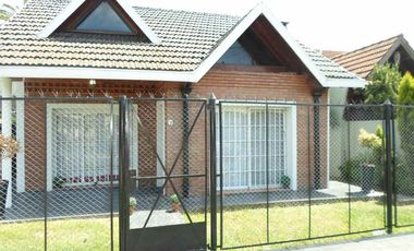 Chalet en venta en Burzaco Este