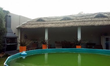 Chalet en venta en Burzaco Este