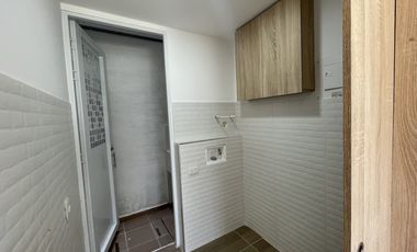 apartamento en arriendo en ciudad pacífica. Cod A4082