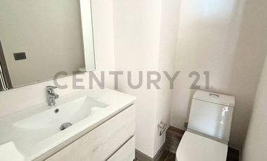 Exclusivo Departamento con terraza panorámica frente al lago