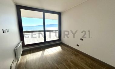 Exclusivo Departamento con terraza panorámica frente al lago