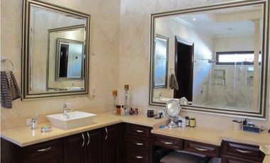 VENTA CASA - URBANIZACIÓN CAMELIAS - COSTA DEL ESTE