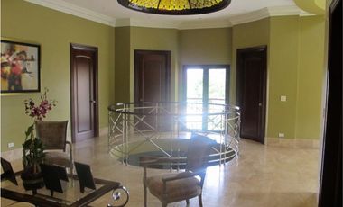 VENTA CASA - URBANIZACIÓN CAMELIAS - COSTA DEL ESTE