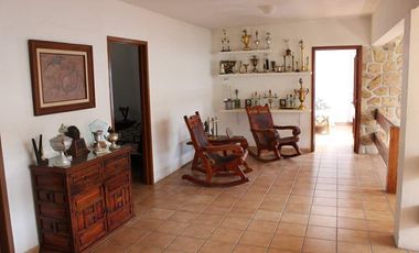 HERMOSA RESIDENCIA PARA GOZAR AL MÁXIMO EL LAGO DE TEQUESQUITENGO
