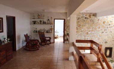 HERMOSA RESIDENCIA PARA GOZAR AL MÁXIMO EL LAGO DE TEQUESQUITENGO