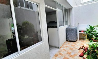 casa en venta en villas del parque. Cod V2969