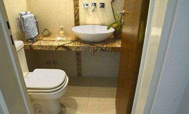 Espectacular CASA Boat Center