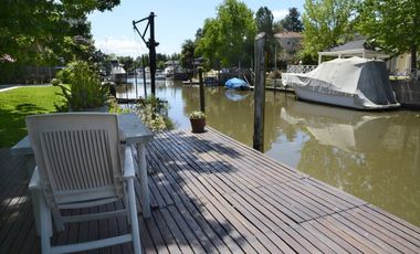 Espectacular CASA Boat Center