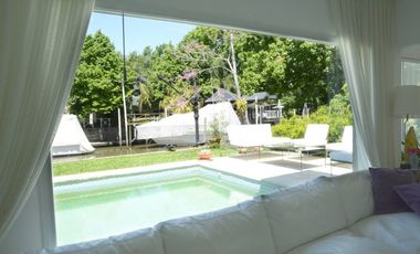 Espectacular CASA Boat Center