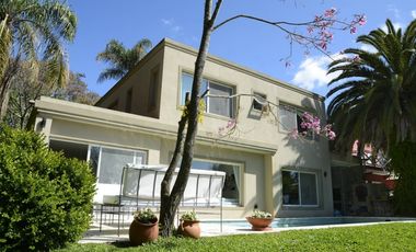 Espectacular CASA Boat Center