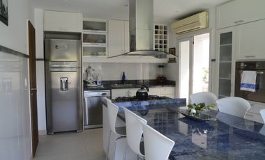 Espectacular CASA Boat Center