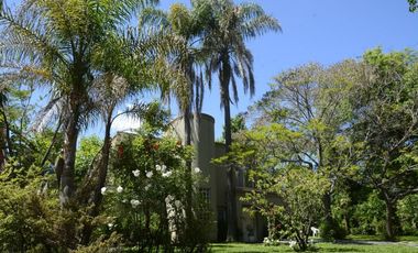 Espectacular CASA Boat Center