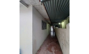 CASA CON 5 APARTAMENTOS PARA ARRENDAMIENTO EN CHANIS