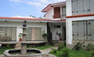 Casas Venta AV. Loma Linda - Los Ejidos Del Norte - PIURA