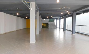 edificio en arriendo en crespo. Cod A86309