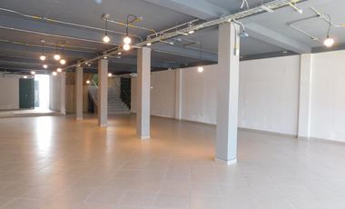 edificio en arriendo en crespo. Cod A86309