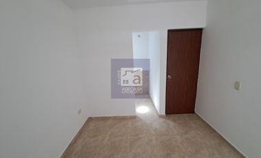 COD. 5382 - SE ARRIENDA CASA - BARRIO: EL CARMEN IV