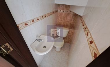 COD. 5382 - SE ARRIENDA CASA - BARRIO: EL CARMEN IV