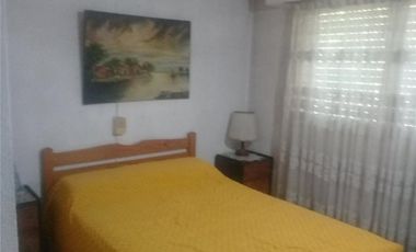 OPORTUNIDAD UNICA!! EXC. CHALET EN PADUA SUR A 10 CDS DEL CENTRO, 200M2 LOTE DE 12 X 62 , 6 AMB