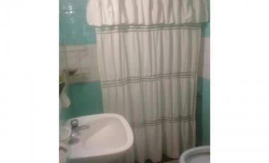 OPORTUNIDAD UNICA!! EXC. CHALET EN PADUA SUR A 10 CDS DEL CENTRO, 200M2 LOTE DE 12 X 62 , 6 AMB