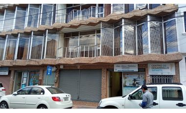 PROPIEDAD COMERCIAL EN EL CENTRO DE OTAVALO