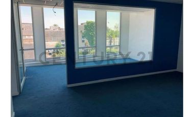 HERMOSA OFICINA EN PLENO SECTOR DE SAN DAMIAN