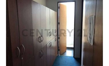 HERMOSA OFICINA EN PLENO SECTOR DE SAN DAMIAN