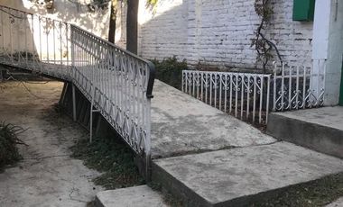 CASA EN VENTA EN LOMAS DE BEZARES