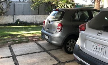 CASA EN VENTA EN LOMAS DE BEZARES