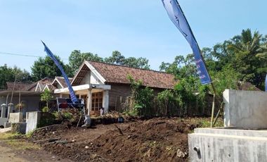 Rumah Modern di Omah Van Java dekat Kampus UM 2 Malang