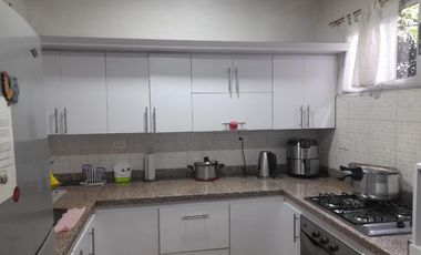 casa en venta en aranjuez, los angeles. Cod V10768