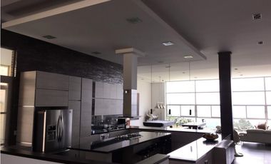 Espectacular casa en arriendo en el Retiro