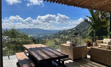 Espectacular casa en arriendo en el Retiro