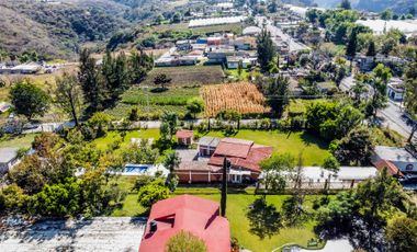 CASA EN VENTA EN ZUMPAHUACAN CON ARBOLES FRUTALES Y ALBERCA