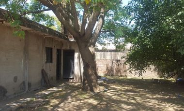 GLEW - CASA EN VENTA- CON RENTA OPCIONAL