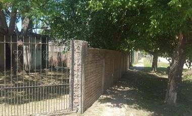 GLEW - CASA EN VENTA- CON RENTA OPCIONAL