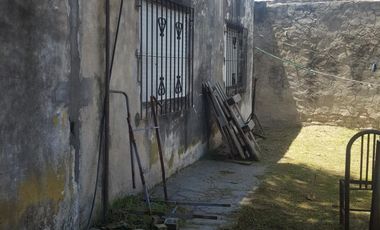 GLEW - CASA EN VENTA- CON RENTA OPCIONAL