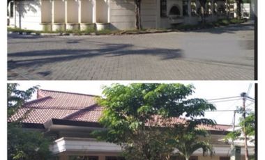 Rumah mewah di satelit indah Surabaya barat