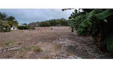 terreno comercial de alquiler en Portoviejo