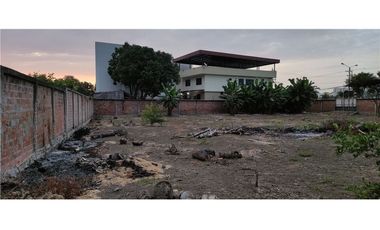 terreno comercial de alquiler en Portoviejo