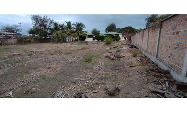 terreno comercial de alquiler en Portoviejo