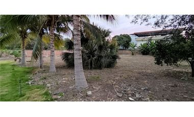 terreno comercial de alquiler en Portoviejo