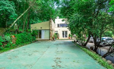 CASA VENTA LESSER ROTONDA CASTELLANOS 3 DORM