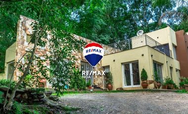 CASA VENTA LESSER ROTONDA CASTELLANOS 3 DORM