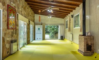 CASA VENTA LESSER ROTONDA CASTELLANOS 3 DORM