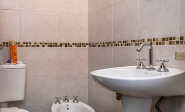 CASA VENTA LESSER ROTONDA CASTELLANOS 3 DORM