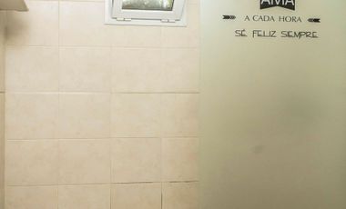 CASA VENTA LESSER ROTONDA CASTELLANOS 3 DORM