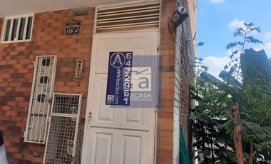 COD. 4403 - SE ARRIENDA APARTAMENTO - BARRIO: MARIANELLA